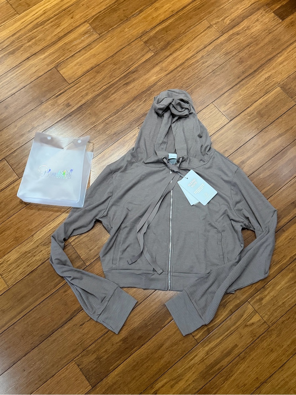 NWT Bombshell Sportswear Comfort Rib Jacket Taupe XL